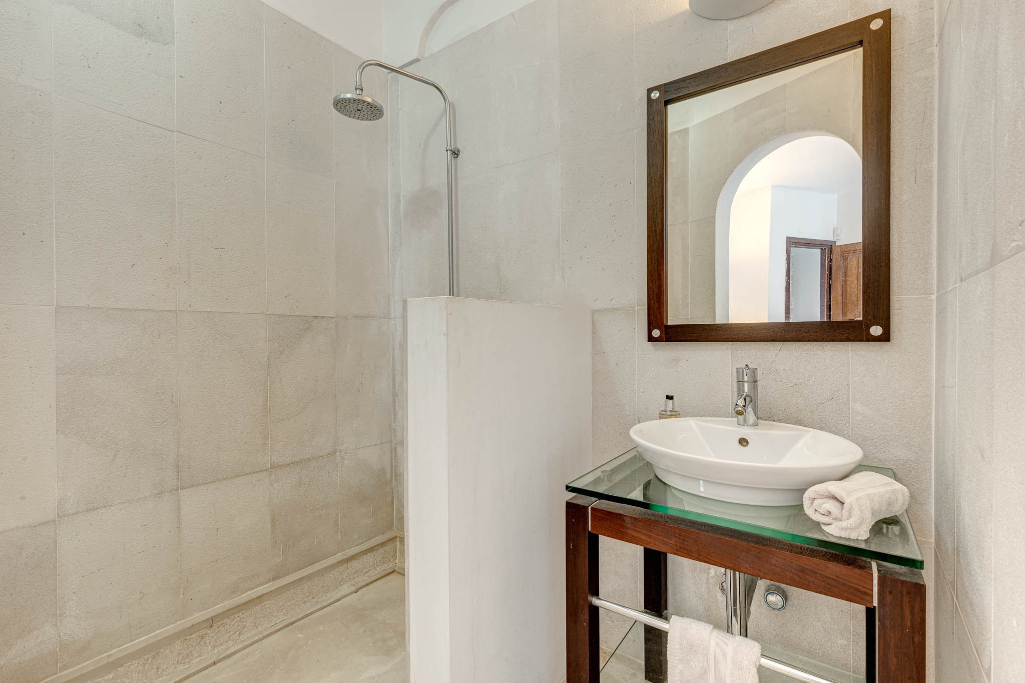 Eagle's Rest - Image 28